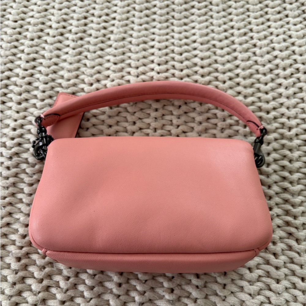 Coach Pillow Tabby Shoulder Bag 18 Candy Pink with Black Hardware Like New - Picture 9 of 12
